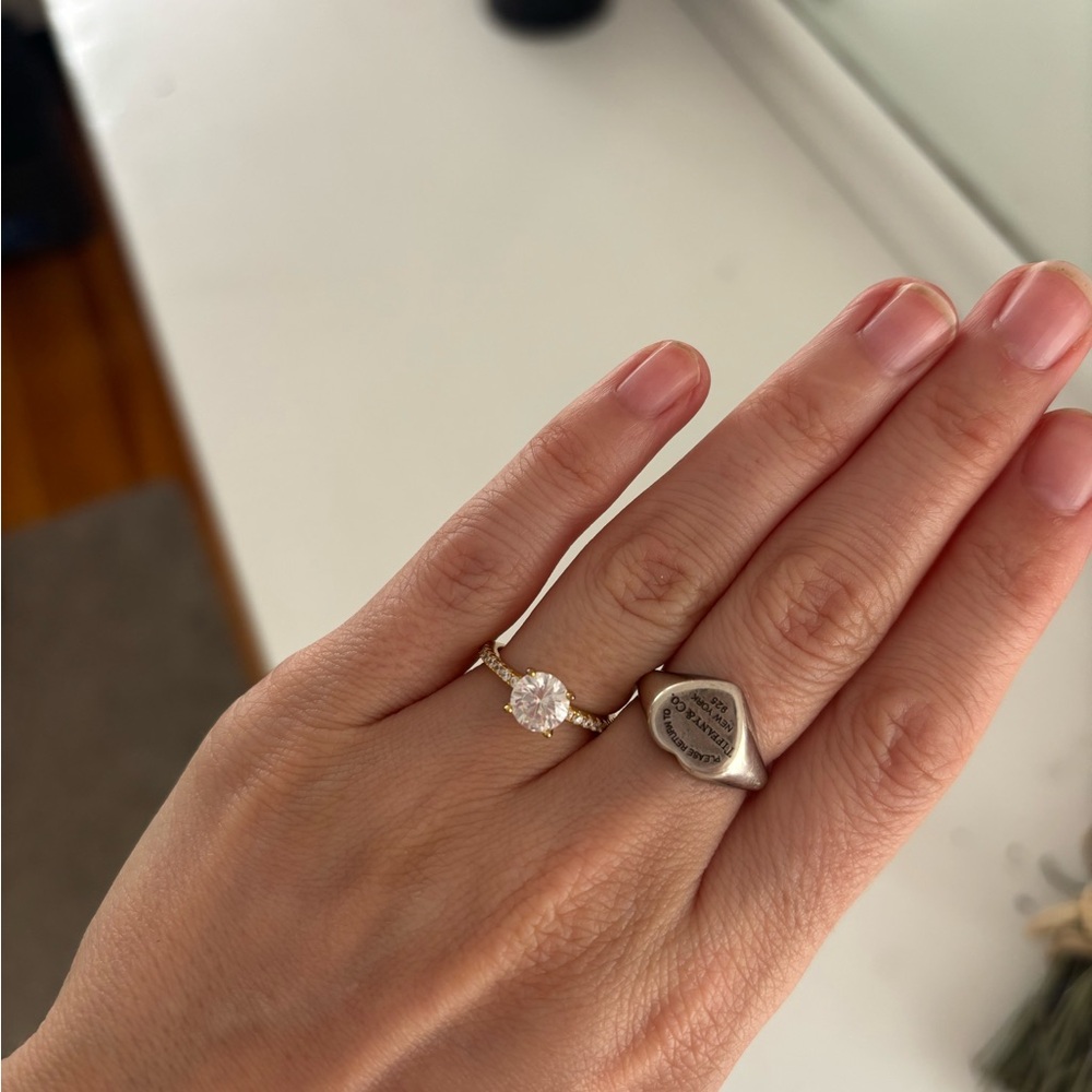 Solitaire Ring - Picture 2 of 5